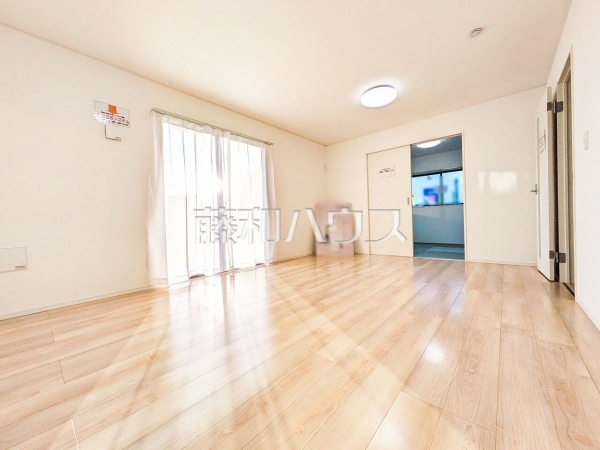 11号棟 リビング 【八王子市川口町】 11号棟 リビング 【八王子市川口町】