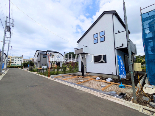 接道状況および現場風景 【三鷹市大沢2丁目】