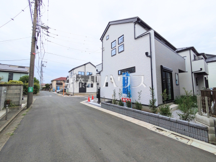 接道状況および現場風景 【三鷹市大沢2丁目】/撮影日2026/08/23