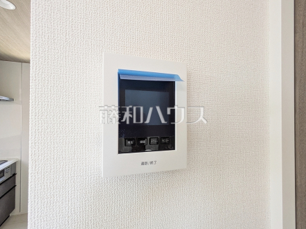 14号棟 TVモニター付インターフォン 【三鷹市大沢2丁目】 TVモニター付インターフォンのため訪問者がひと目で分かります
/撮影日2026/05/10