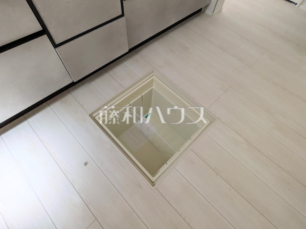 15号棟 床下収納 【三鷹市大沢2丁目】/撮影日2026/05/10