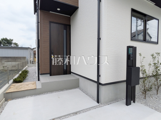 15号棟 玄関 【三鷹市大沢2丁目】