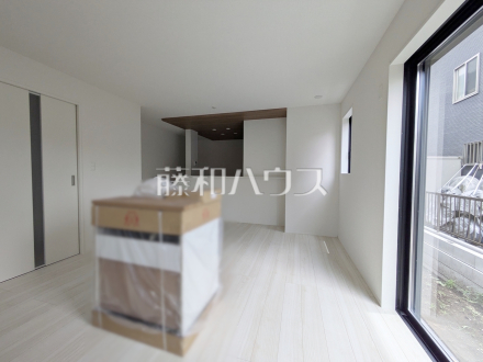 27号棟 リビング 【三鷹市大沢2丁目】/撮影日2026/06/14