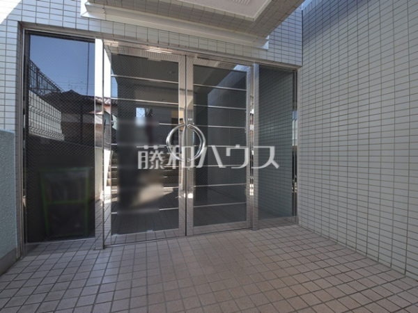 エントランス 【パレドール東所沢Ⅱ】 エントランス 【パレドール東所沢Ⅱ】