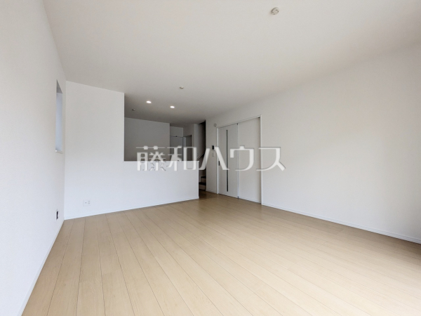 B号棟 リビング 【東村山市恩多町3丁目】 B号棟 リビング 【東村山市恩多町3丁目】