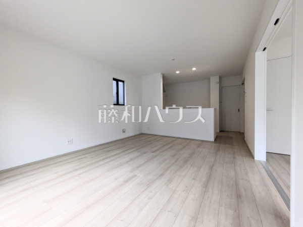 I号棟 リビング 【東村山市恩多町3丁目】 I号棟 リビング 【東村山市恩多町3丁目】