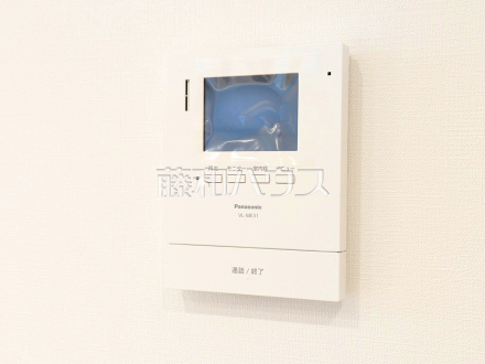 1号棟 TVモニター付インターホン 【立川市若葉町1丁目】 訪問者がわかるTVモニター付インターホンは、お子様のお留守番にも活躍するかも?!/撮影日2026/06/21