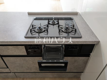 3号棟 3口ガスコンロ 【志木市中宗岡5丁目】/撮影日2026/02/16