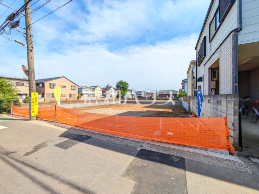 現場風景 【小平市仲町】 周辺環境はもちろん、日当たりや設備仕様など、実際に行ってみないと分からないことも多くございます。営業担当がご案内いたしますので、お気軽にお問い合わせください。