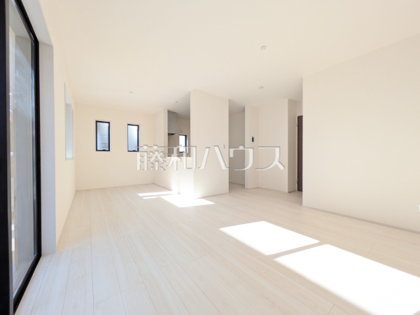 11号棟 リビング 【富士見市渡戸1丁目】 11号棟 リビング 【富士見市渡戸1丁目】