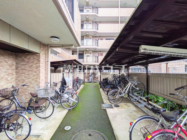 駐輪場 【ライオンズマンション昭島】 駐輪場 【ライオンズマンション昭島】