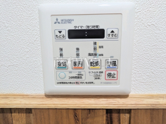 浴室換気乾燥機 【ハイホーム高幡不動】幼い子供がいると汚れものが多く、いつでも洗濯物を干せるのが嬉しい浴室換気乾燥機! 浴室換気乾燥機 【ハイホーム高幡不動】幼い子供がいると汚れものが多く、いつでも洗濯物を干せるのが嬉しい浴室換気乾燥機!