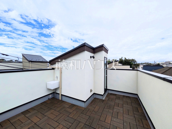 2号棟 スカイバルコニー 【三鷹市井の頭2丁目】 2号棟 スカイバルコニー 【三鷹市井の頭2丁目】