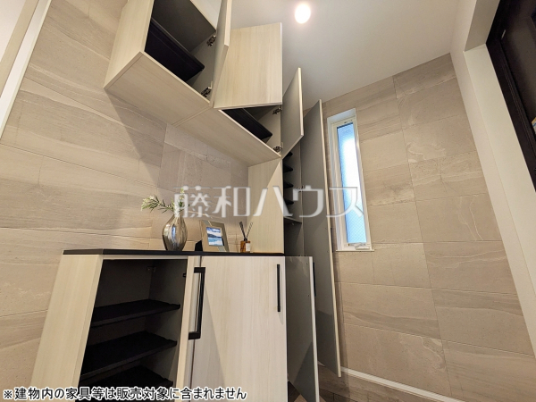 2号棟 玄関収納 【三鷹市井の頭2丁目】 2号棟 玄関収納 【三鷹市井の頭2丁目】