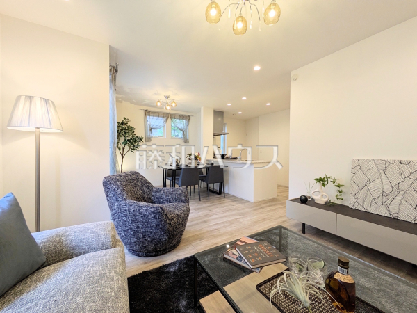 2号棟 リビング 【三鷹市井の頭2丁目】 2号棟 リビング 【三鷹市井の頭2丁目】