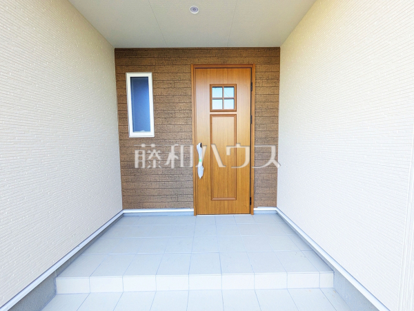 1号棟 玄関 【春日井市中央台6丁目】 1号棟 玄関 【春日井市中央台6丁目】