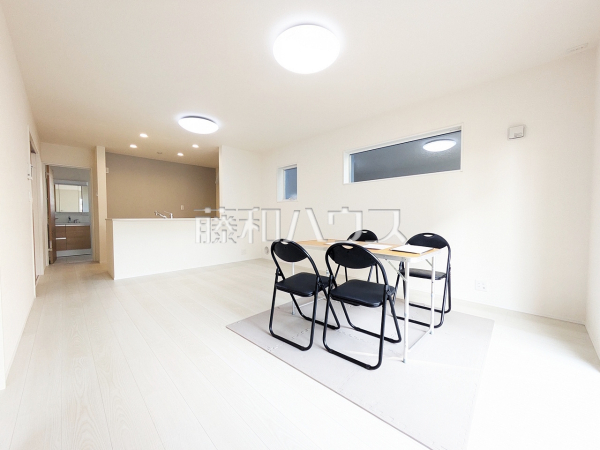 1号棟 リビング 【春日井市中央台6丁目】 1号棟 リビング 【春日井市中央台6丁目】