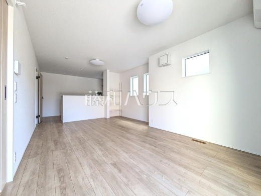 1号棟 リビング 【小平市上水南町2丁目】