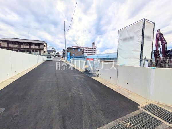 接道状況および現場風景 【和光市白子3丁目】平日のご案内も可能です。まずはお気軽にお問合せ下さいませ。 接道状況および現場風景 【和光市白子3丁目】平日のご案内も可能です。まずはお気軽にお問合せ下さいませ。