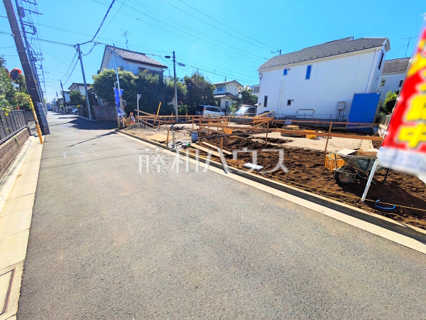 接道状況および現場風景 【小平市花小金井5丁目】平日のご案内も可能です。まずはお気軽にお問合せ下さいませ。 接道状況および現場風景 【小平市花小金井5丁目】平日のご案内も可能です。まずはお気軽にお問合せ下さいませ。