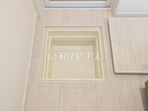 2号棟 床下収納 【国立市西2丁目】