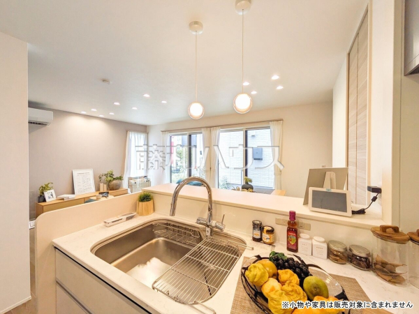 12号棟 対面式のカウンターキッチンは、いつでもご家族を感じられる空間作りの重要ポイントになりそうです。 【東久留米市南沢4丁目】 12号棟 対面式のカウンターキッチンは、いつでもご家族を感じられる空間作りの重要ポイントになりそうです。 【東久留米市南沢4丁目】