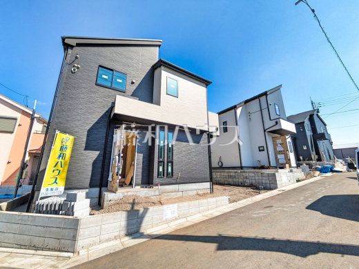 現地には青と黄色の藤和ハウスの「のぼり」がございます。こちらを目印に是非、現地へご来場ください。 【清瀬市中里4丁目】