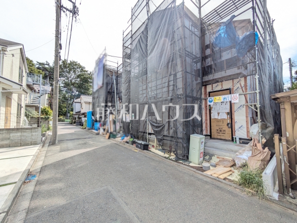 接道状況および現場風景 【東村山市青葉町3丁目】 接道状況および現場風景 【東村山市青葉町3丁目】