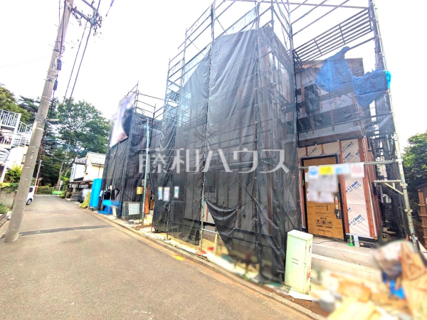 接道状況および現場風景 【東村山市青葉町3丁目】 接道状況および現場風景 【東村山市青葉町3丁目】