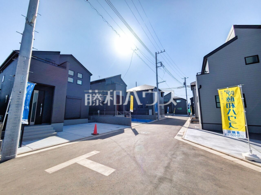 接道状況および現場風景 【清瀬市下宿2丁目】 物件の事、諸費用の事など、小さな疑問もお気軽にご連絡・ご相談下さい。