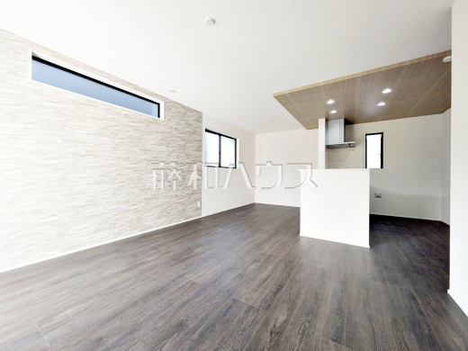 15号棟 リビング 【新座市池田4丁目】