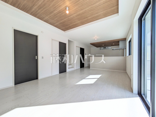 3号棟 リビング 【国分寺市戸倉1丁目】 3号棟 リビング 【国分寺市戸倉1丁目】