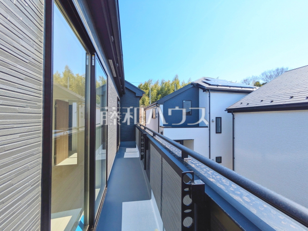 1号棟 バルコニー 【八王子市石川町】 1号棟 バルコニー 【八王子市石川町】