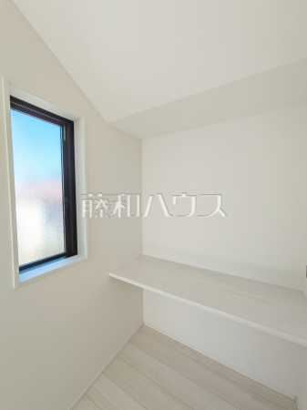 1号棟 サービスルーム 【八王子市石川町】 1号棟 サービスルーム 【八王子市石川町】