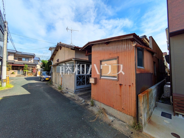 現地写真(現況:古屋有) 【福岡市西区小戸3丁目】 現地写真(現況:古屋有) 【福岡市西区小戸3丁目】