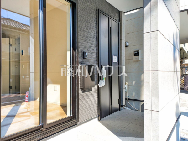 1号棟 玄関 【国分寺市戸倉3丁目】 1号棟 玄関 【国分寺市戸倉3丁目】