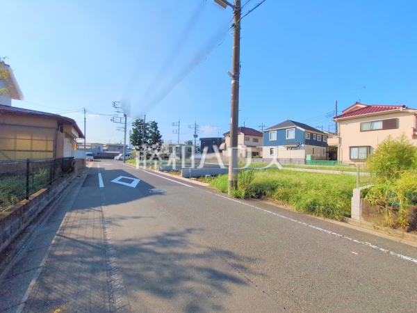 接道状況および現場風景 【練馬区大泉町2丁目】 接道状況および現場風景 【練馬区大泉町2丁目】