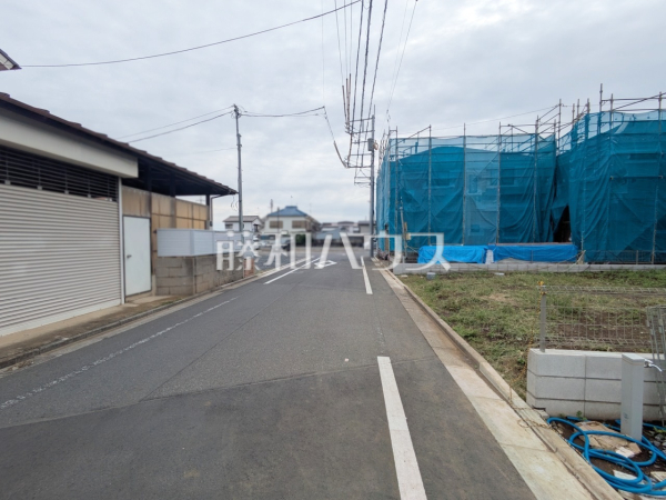 接道状況および現場風景 【練馬区大泉町2丁目】 接道状況および現場風景 【練馬区大泉町2丁目】