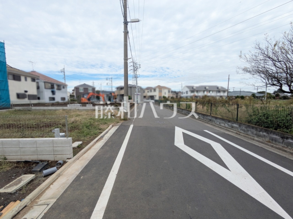 接道状況および現場風景 【練馬区大泉町2丁目】 接道状況および現場風景 【練馬区大泉町2丁目】