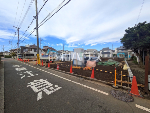 接道状況および現場風景 【西東京市泉町3丁目】 接道状況および現場風景 【西東京市泉町3丁目】