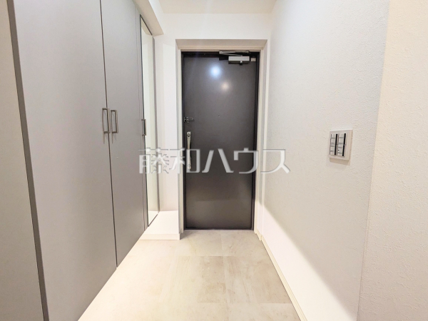 玄関 【オーベル吉祥寺WEST】 玄関 【オーベル吉祥寺WEST】