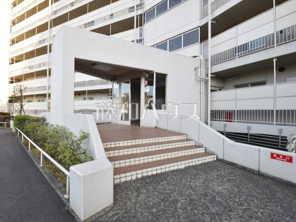 エントランス 【保谷パークハウスB棟】 エントランス 【保谷パークハウスB棟】