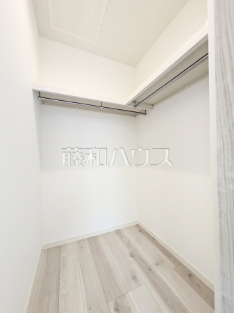 A号棟 ウォークインクローゼット 【中野区沼袋2丁目】 A号棟 ウォークインクローゼット 【中野区沼袋2丁目】