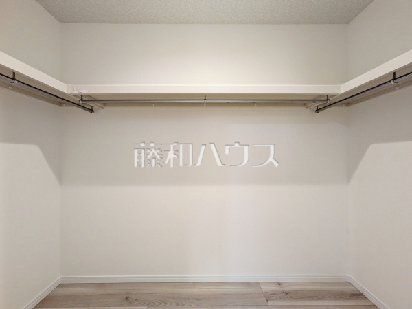 F号棟 ウォークインクローゼット 【練馬区桜台4丁目】 F号棟 ウォークインクローゼット 【練馬区桜台4丁目】