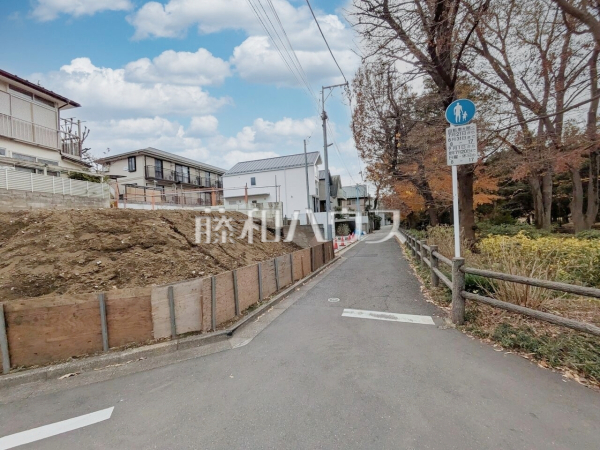 接道状況および現場風景 【杉並区善福寺2丁目】 接道状況および現場風景 【杉並区善福寺2丁目】