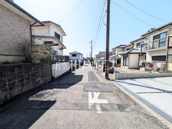 接道状況および現場風景 【春日井市高森台4丁目】 接道状況および現場風景 【春日井市高森台4丁目】
