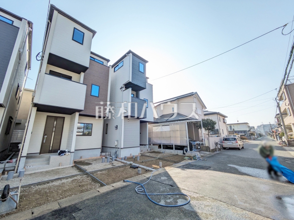 2号棟 接道状況および現場風景 【福岡市西区愛宕浜4丁目】 2号棟 接道状況および現場風景 【福岡市西区愛宕浜4丁目】