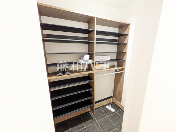 1号棟 収納 【小牧市小牧1丁目】 1号棟 収納 【小牧市小牧1丁目】