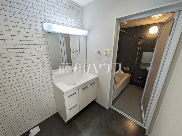 1号棟 洗面室 【小牧市小牧1丁目】 1号棟 洗面室 【小牧市小牧1丁目】