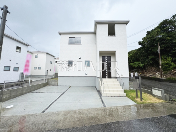 外観(2号棟)【南城市知念字久手堅】 外観(2号棟)【南城市知念字久手堅】